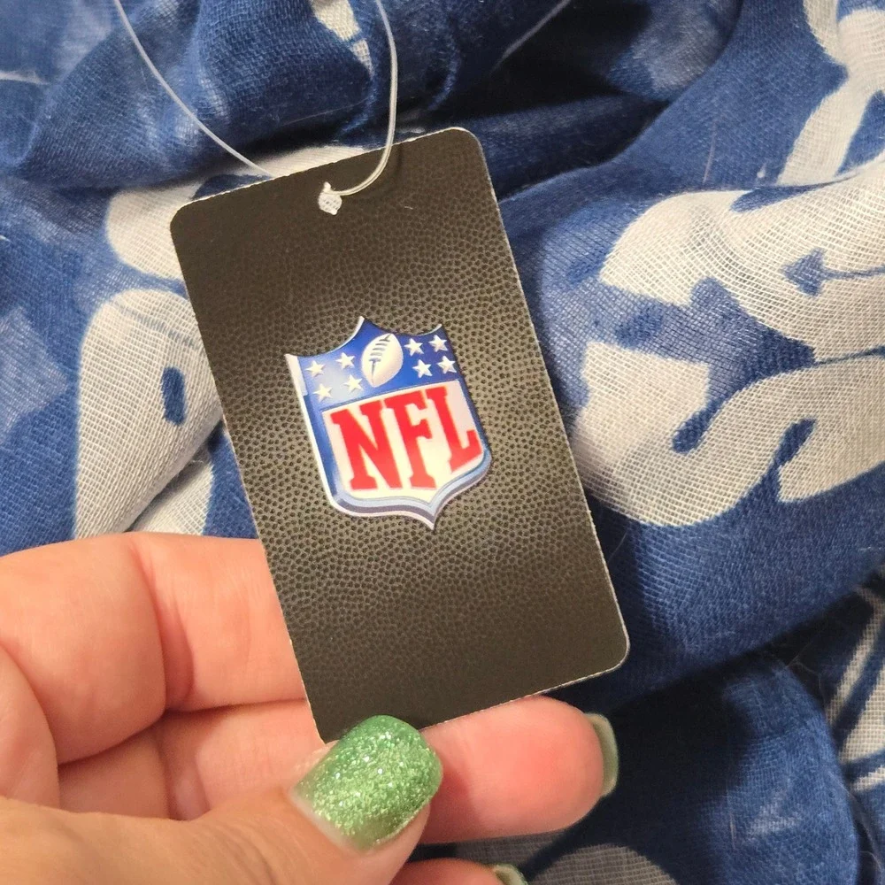 Little Earth NFL Dallas Cowboys Sheer Infinity Scarf Blue Star Logo 300615-COWB
